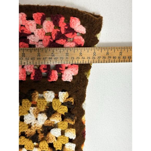 Retro Handmade Multicolor Granny Squares Crocheted Afghan Throw 60x78 Boho Gypsy - Picture 4 of 6